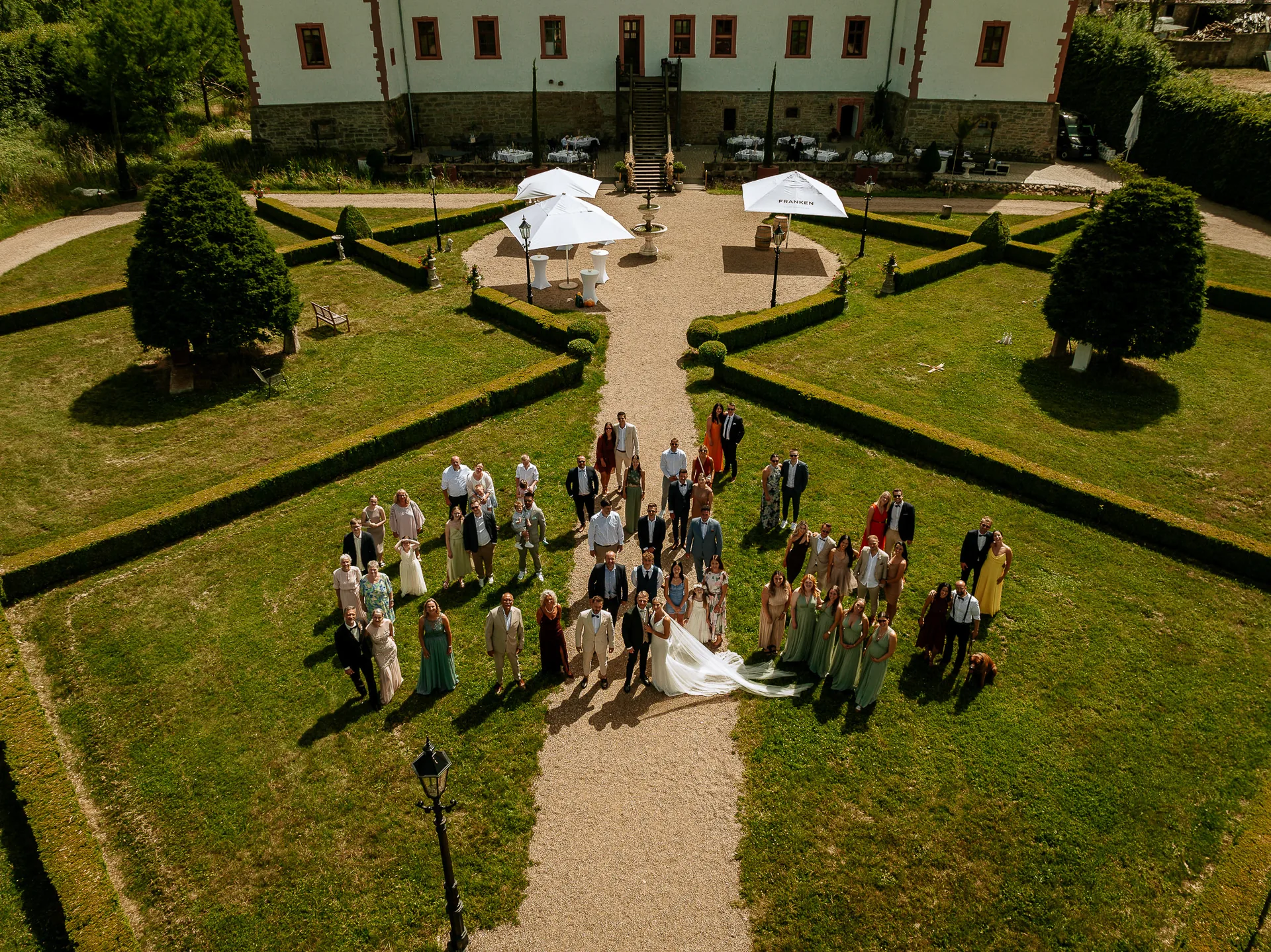 Hochzeit von Alessa und Andi auf Schloss Walkershofen